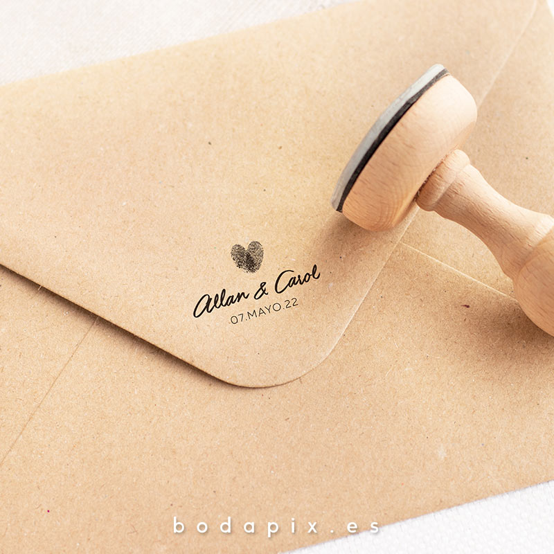 sello madera boda huellas